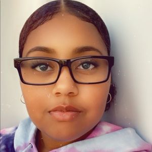 Meet your Posher, Ariana